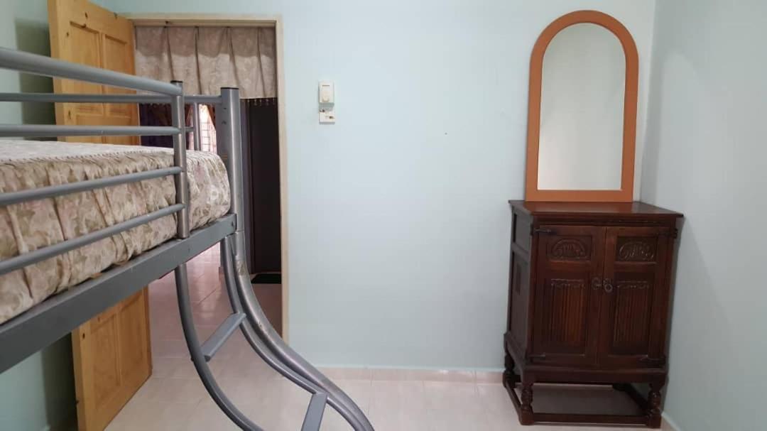 Homestay De Mitc Melaka Екстер'єр фото